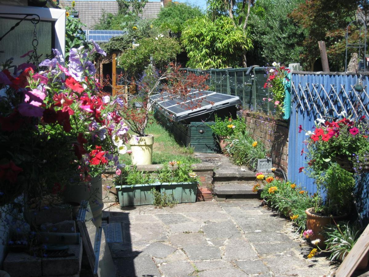 Perfect For Petersfield B&B Екстериор снимка