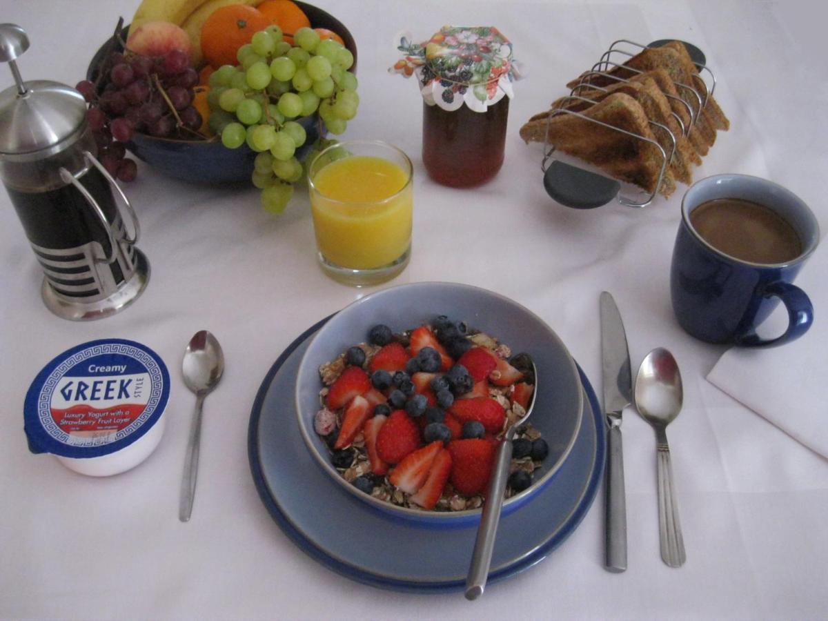 Perfect For Petersfield B&B Екстериор снимка